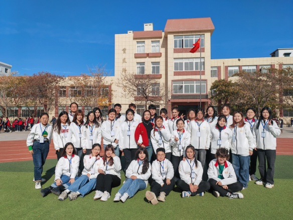 1F6DD
